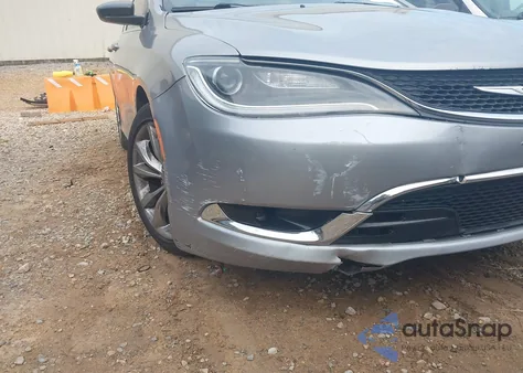 2015 Chrysler 200 C z USA, uszkodzony, nr VIN 1C3CCCCB3FN537920